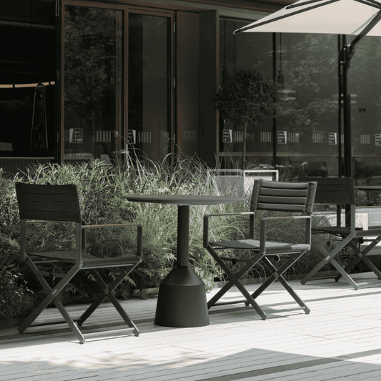 Chic Outdoor Dining Chairs