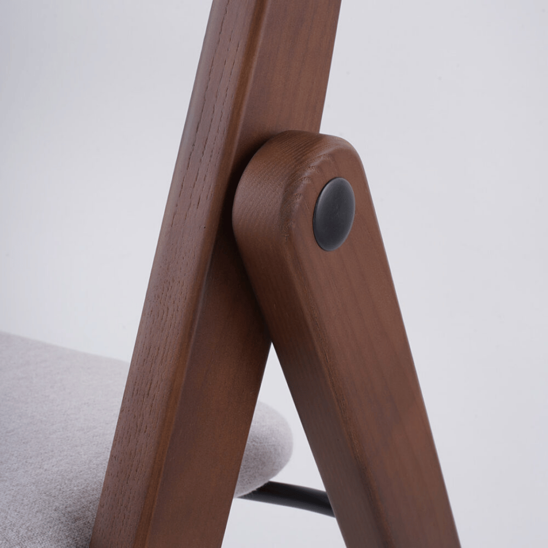 Blackbird Tower Folding Chair