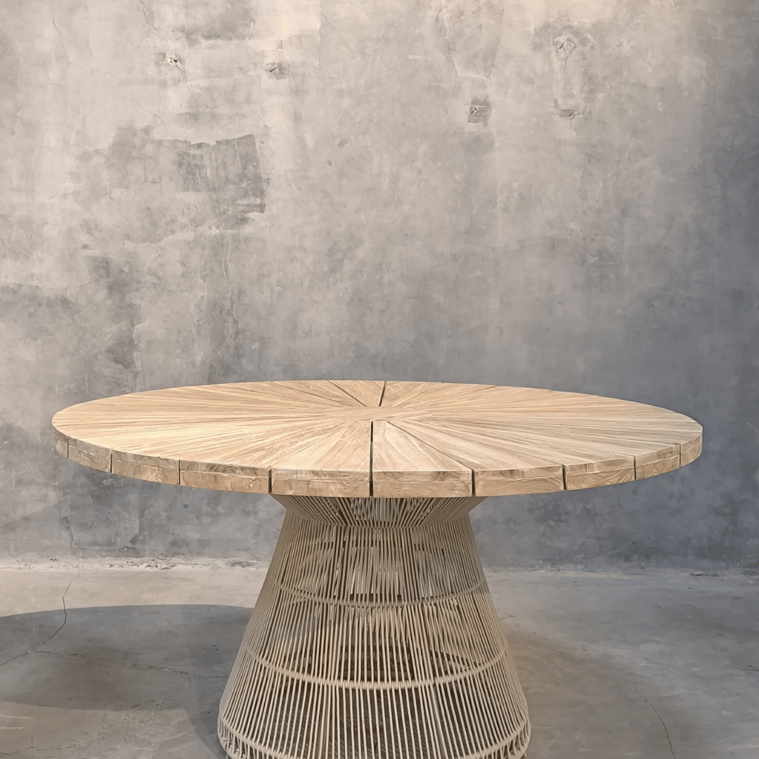 Bob Outdoor Dining Table