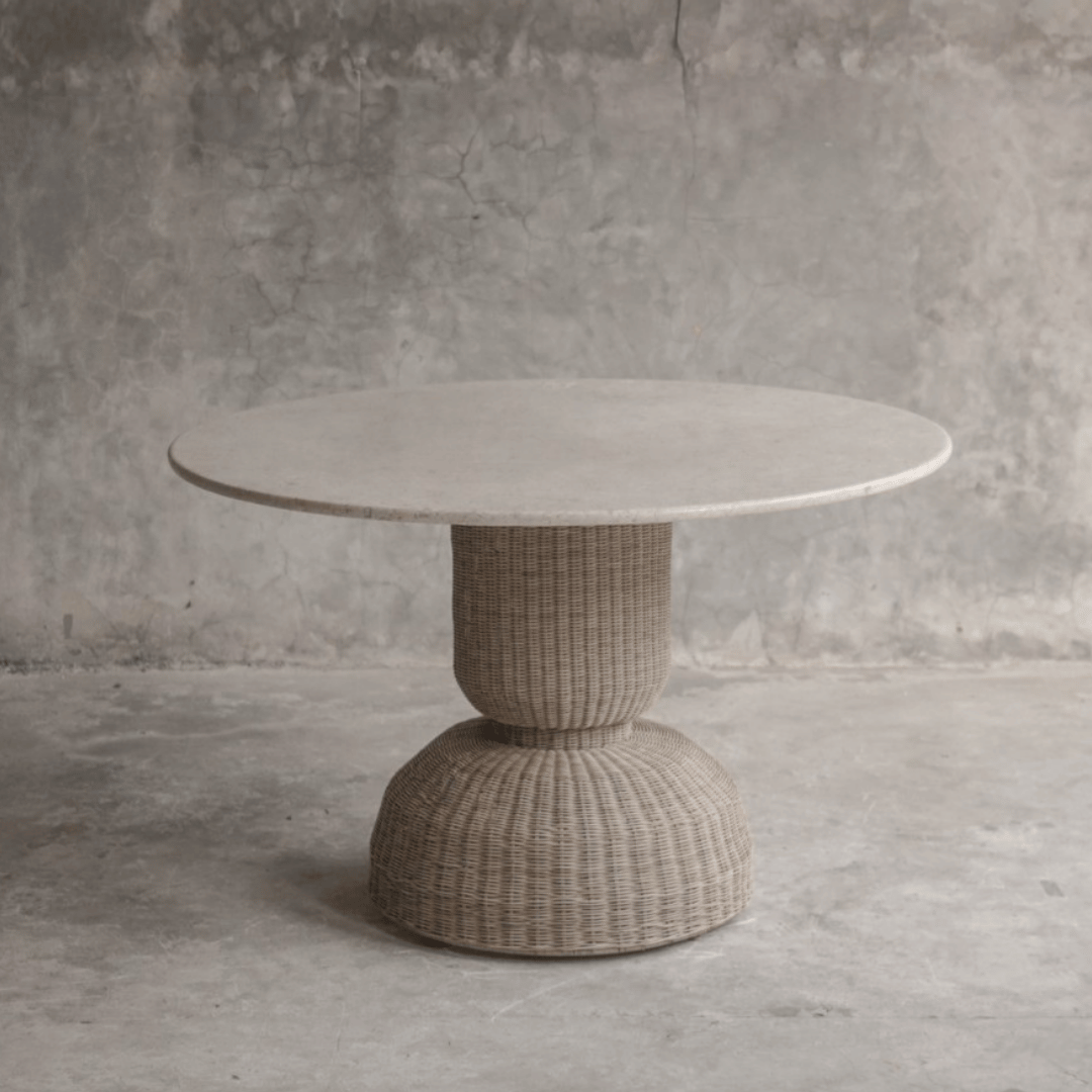 Cliff Dining Table