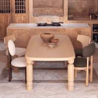 Issoua Dining Table