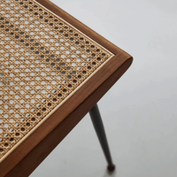 Kun Dining Chair