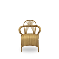 Nivista Arm Chair